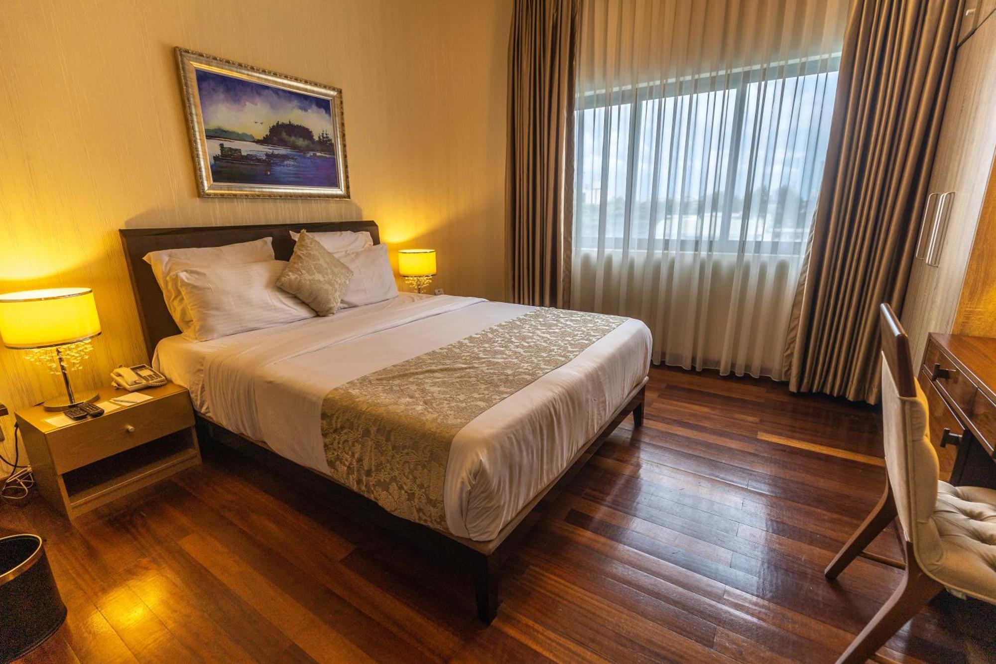 Royal Residences Lagos Exterior photo
