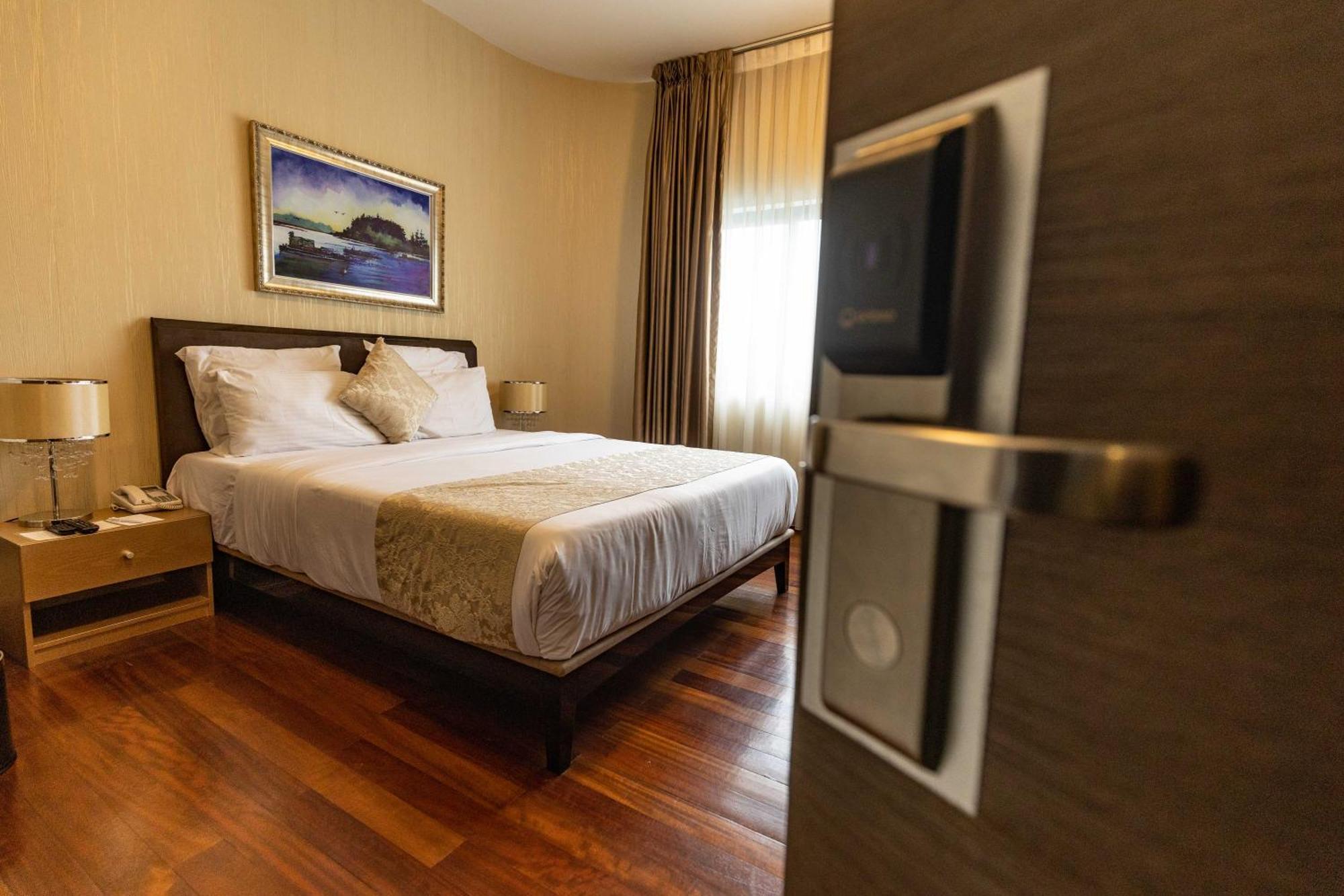 Royal Residences Lagos Exterior photo